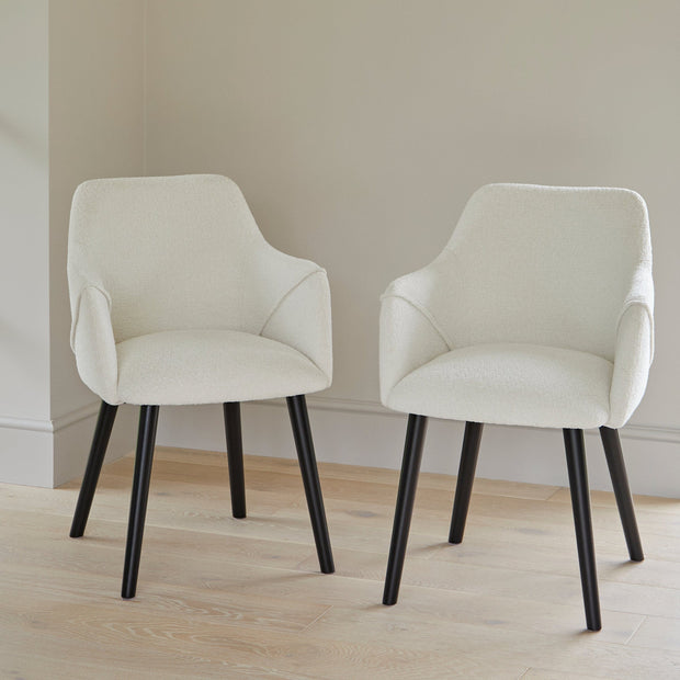 Amelia Black Dining Table Set - 6 Seater - Freya Boucle Carver Chairs - Black Legs