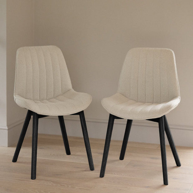 Amelia Black Dining Table Set - 6 Seater - Bella Light Beige Boucle Dining Chairs - Black Legs